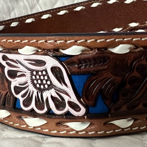 Nocona Genuine Leather Color Embossed Floral Stitch Belt Large Silver Buckle 36 - Picture 4 of 10
